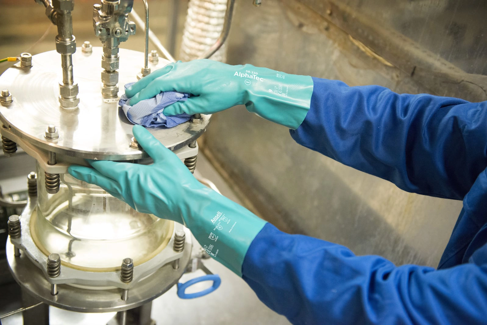 ANSI/ISEA 105-2024: prestaties & classificaties voor arm- en handbescherming