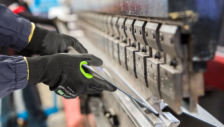 ANSI/ISEA 105-2024: prestaties & classificaties voor arm- en handbescherming