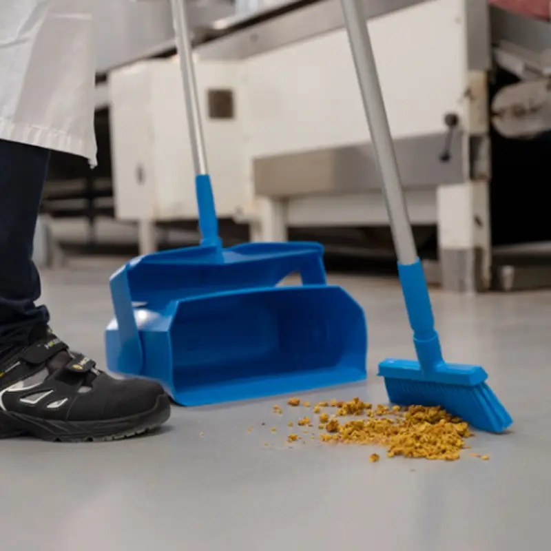 Vikan 56653 hygiënisch hotelstofblik met veger afsluitbaar 350 mm blauw