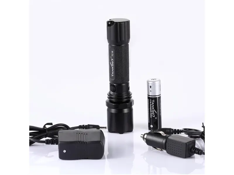 TANK007 TC19 LED handlamp oplaadbaar