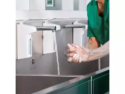 Ecolab Dermados L zeepdispenser zonder slot 1000 ml